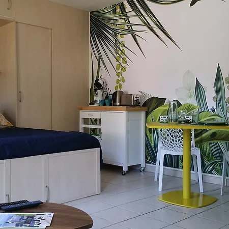 Le 54 Apartment *